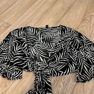 Printed flowey crop top